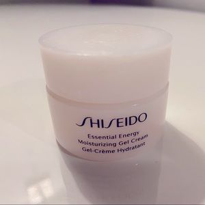 Shiseido Essential Energy Moisturizing Gel Cream